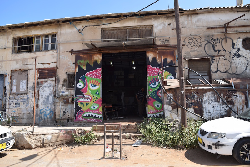 Illustration for article titled Touring Israeli Graffiti, From South Tel Aviv to the Syrian Border